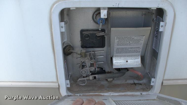 image for item DK9634 2007 Keystone Challenger camper