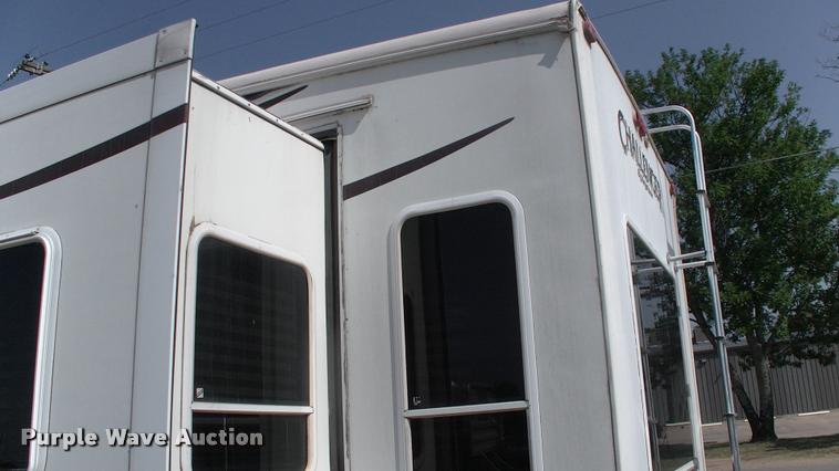 image for item DK9634 2007 Keystone Challenger camper