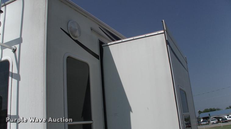 image for item DK9634 2007 Keystone Challenger camper