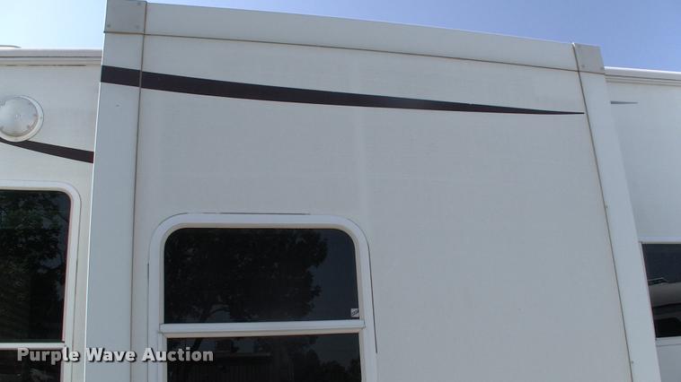 image for item DK9634 2007 Keystone Challenger camper