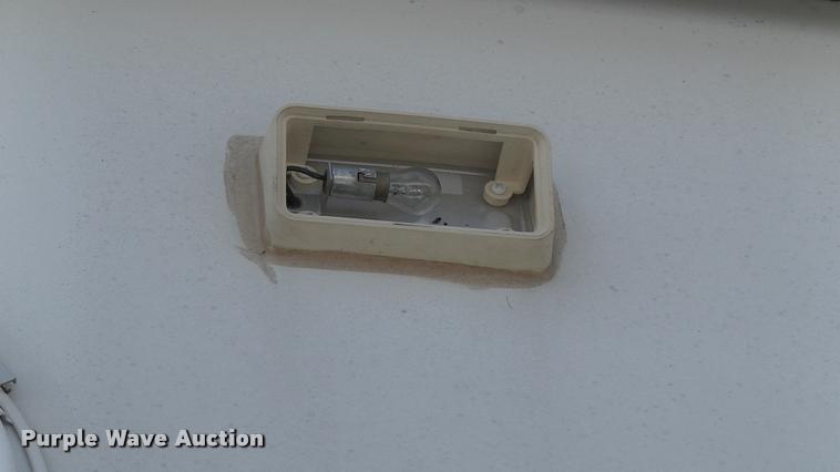 image for item DK9634 2007 Keystone Challenger camper