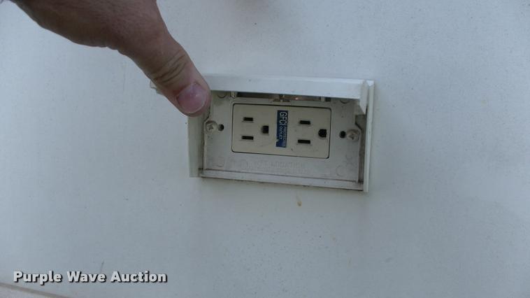 image for item DK9634 2007 Keystone Challenger camper