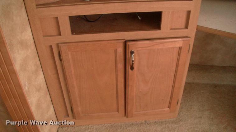 image for item DK9634 2007 Keystone Challenger camper