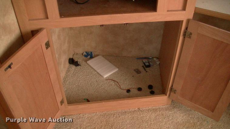 image for item DK9634 2007 Keystone Challenger camper