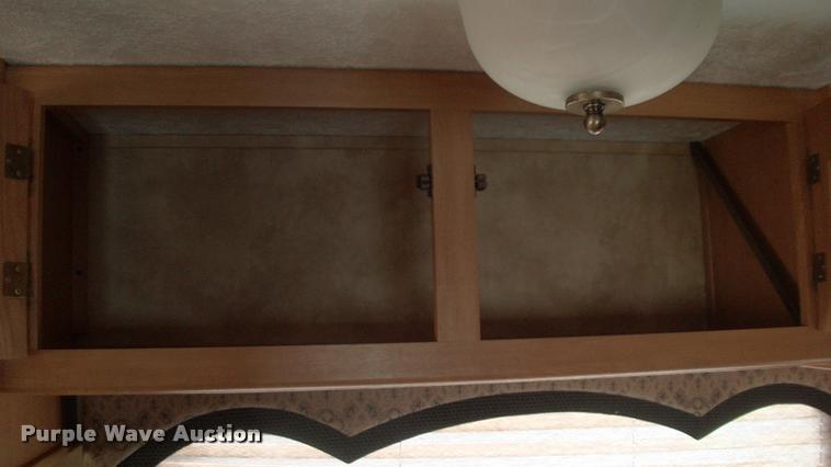 image for item DK9634 2007 Keystone Challenger camper