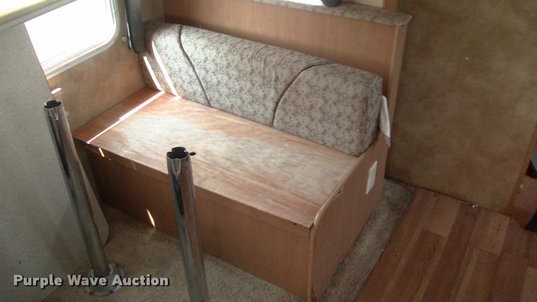 image for item DK9634 2007 Keystone Challenger camper