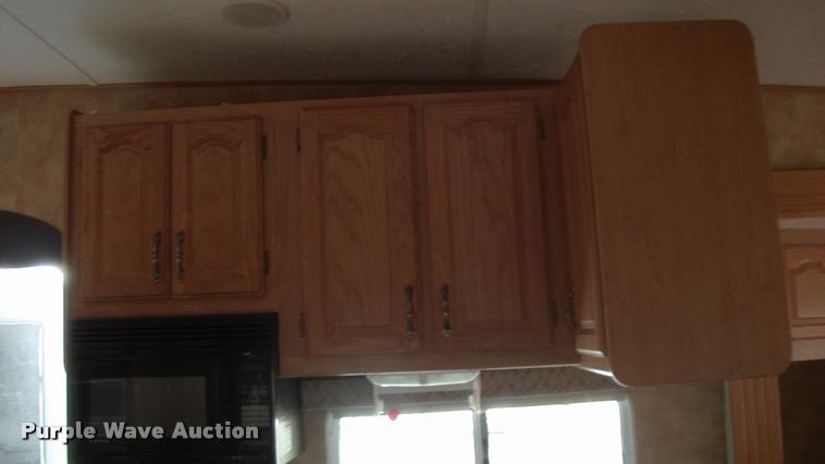 image for item DK9634 2007 Keystone Challenger camper