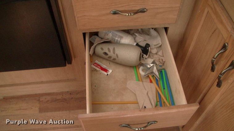 image for item DK9634 2007 Keystone Challenger camper