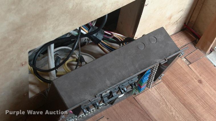 image for item DK9634 2007 Keystone Challenger camper