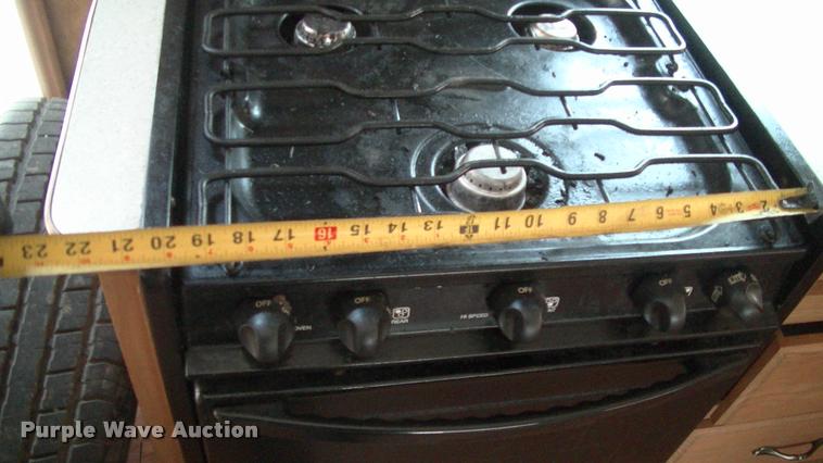 image for item DK9634 2007 Keystone Challenger camper