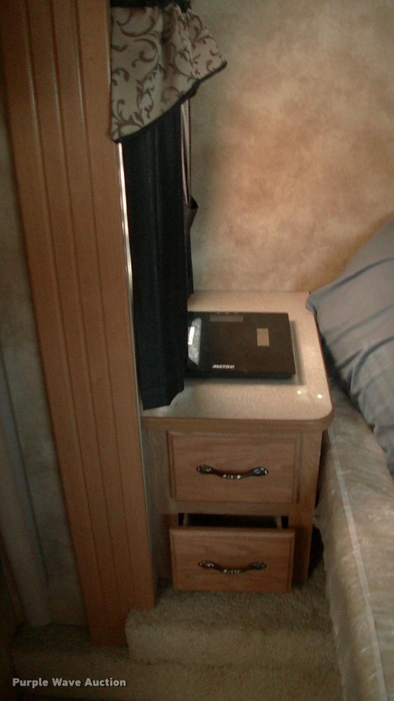 image for item DK9634 2007 Keystone Challenger camper