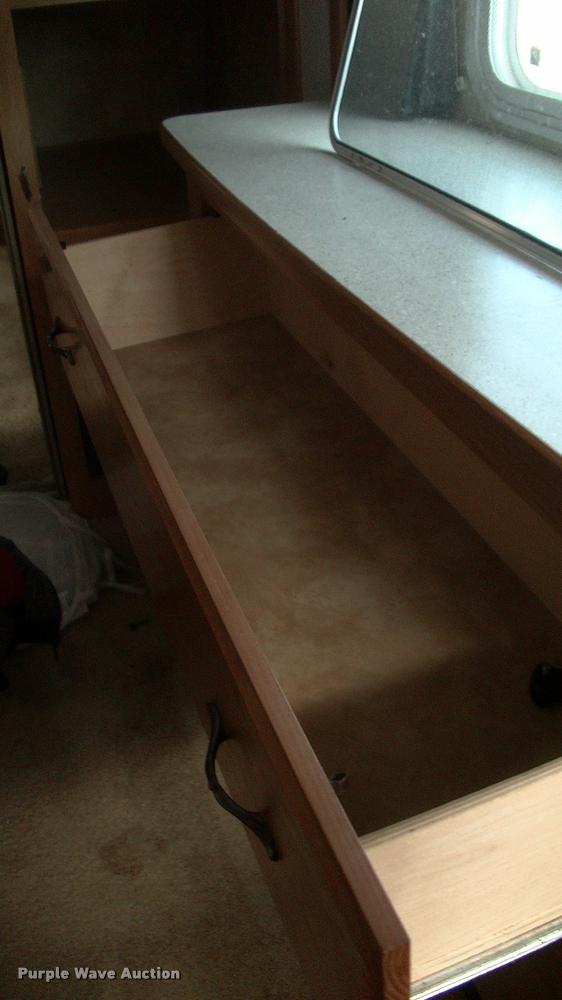 image for item DK9634 2007 Keystone Challenger camper