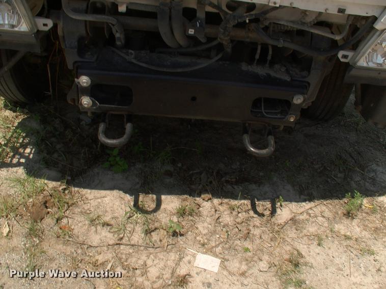 image for item DK9642 2006 Ford LCF flatbed truck