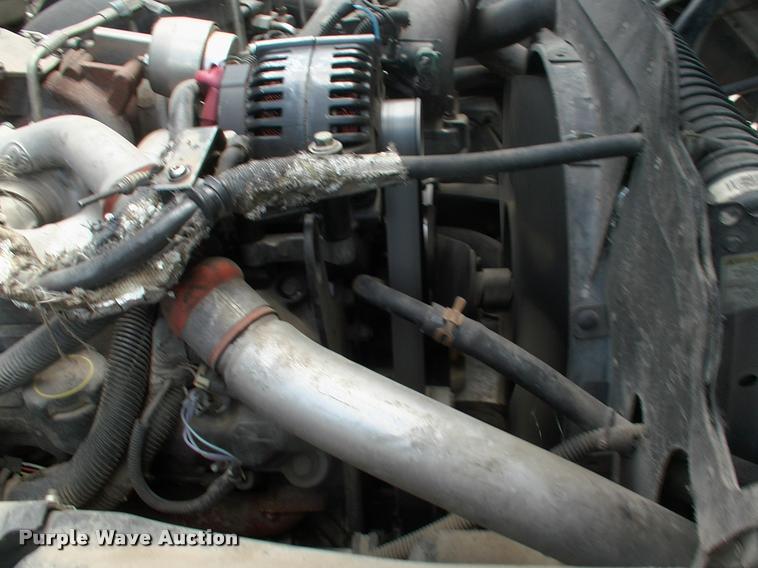 image for item DK9643 2006 Ford LCF flatbed truck