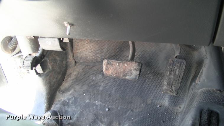 image for item DK9730 2005 Chevrolet Silverado 2500HD pickup truck