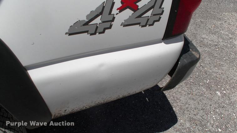 image for item DK9730 2005 Chevrolet Silverado 2500HD pickup truck