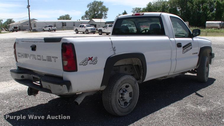 image for item DK9731 2007 Chevrolet Silverado Classic 2500HD pickup truck