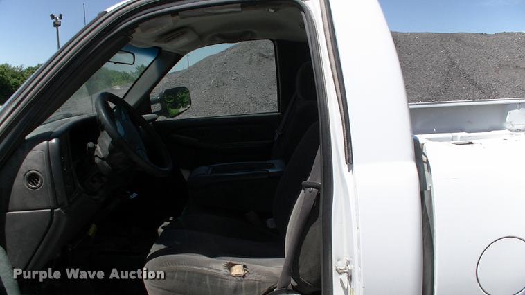 image for item DK9731 2007 Chevrolet Silverado Classic 2500HD pickup truck