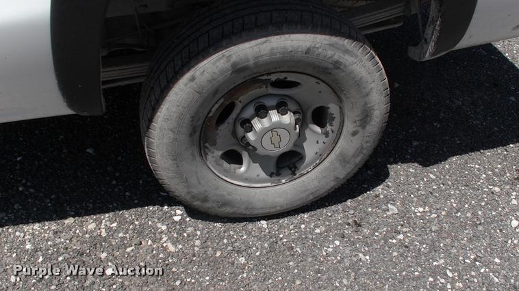 image for item DK9731 2007 Chevrolet Silverado Classic 2500HD pickup truck