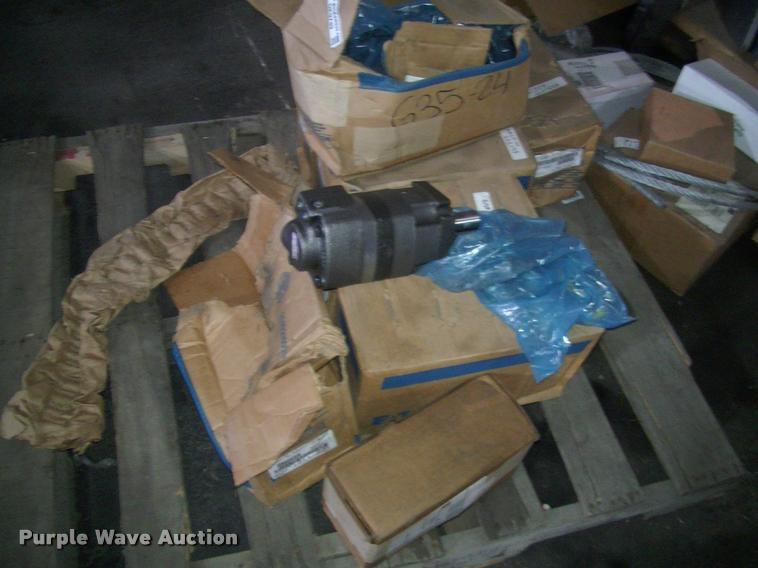 image for item DK9739 Approximately 7 Eaton hydraulic pump motors