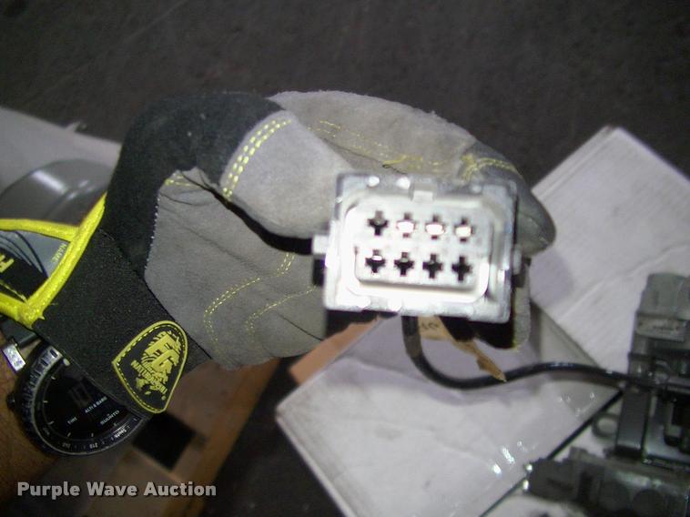 image for item DK9745 (12) Meritor Wabeu ABS ECU modules