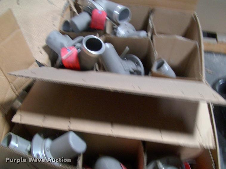 image for item DK9749 (76) Betts emergency valves