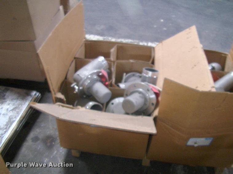 image for item DK9749 (76) Betts emergency valves