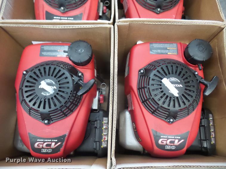 image for item DL9549 (25) Honda GCV190 gas engines