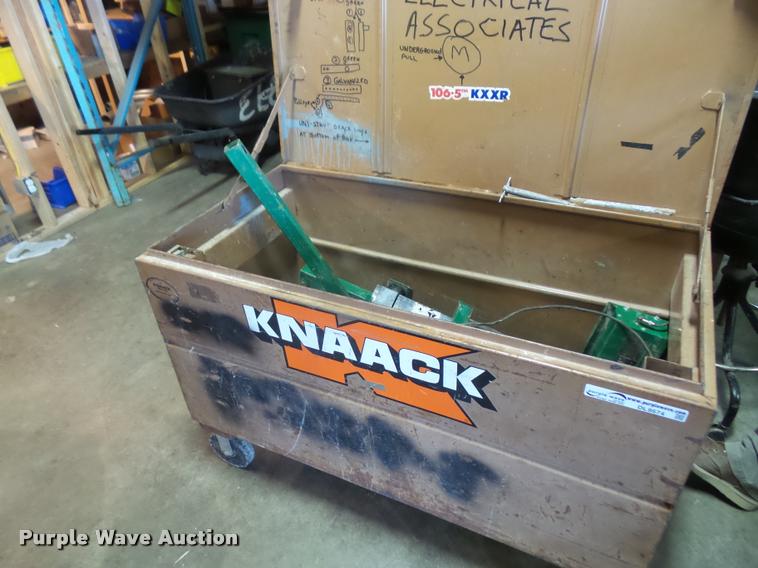 image for item DL9574 Greenleaf GLT4000 cable puller