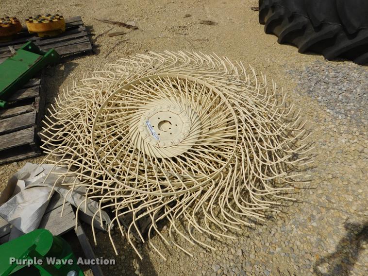 image for item DM9469 (9) rake wheels