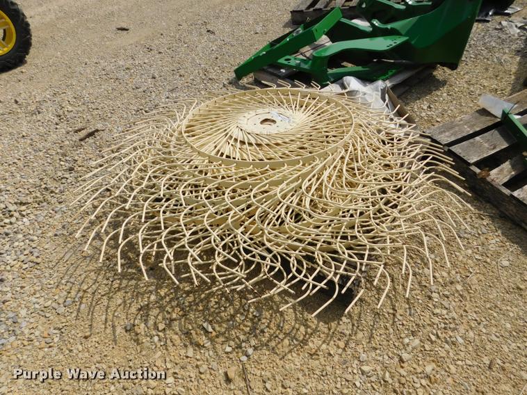 image for item DM9469 (9) rake wheels