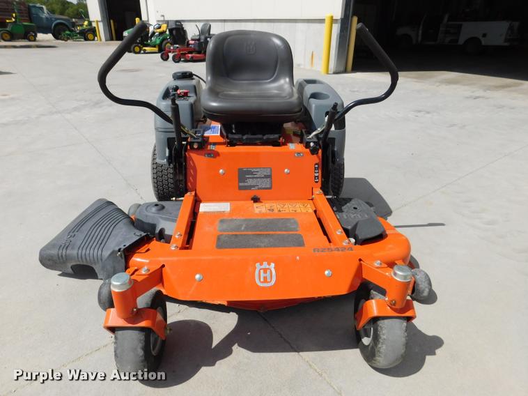 image for item DM9475 2013 Husqvarna RZ5424 riding lawn mower