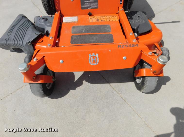 image for item DM9475 2013 Husqvarna RZ5424 riding lawn mower