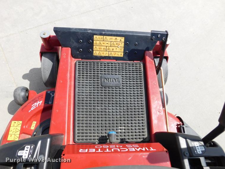 image for item DM9476 2013 Toro 74626 riding lawn mower