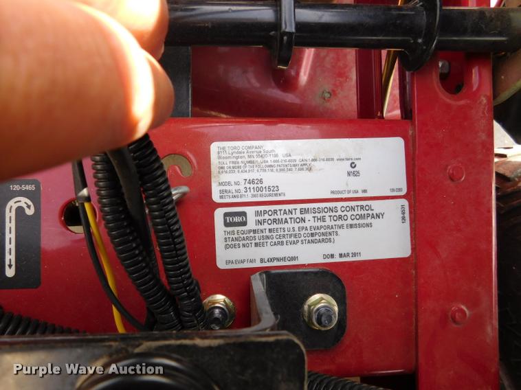 image for item DM9476 2013 Toro 74626 riding lawn mower