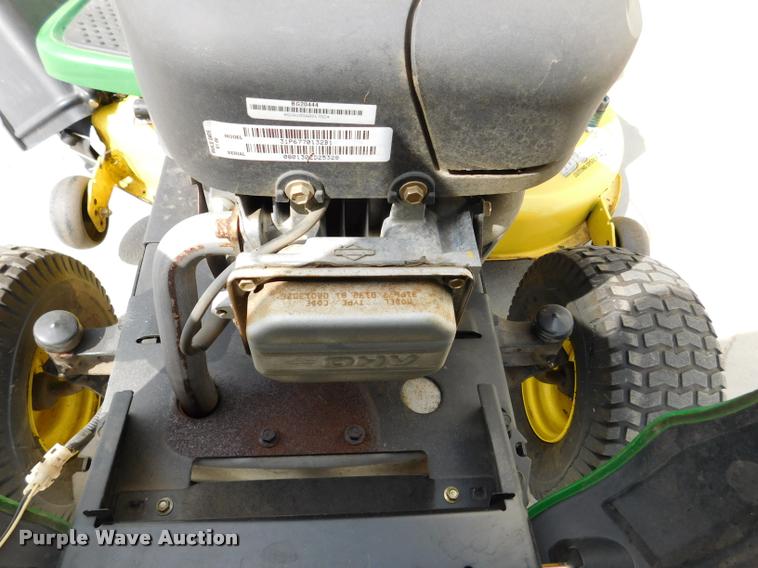 image for item DM9477 2008 John Deere LA105 riding lawn mower