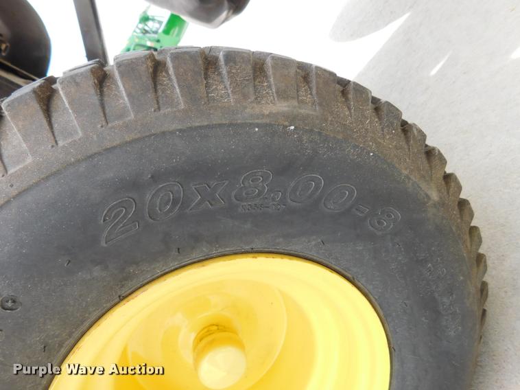 image for item DM9477 2008 John Deere LA105 riding lawn mower