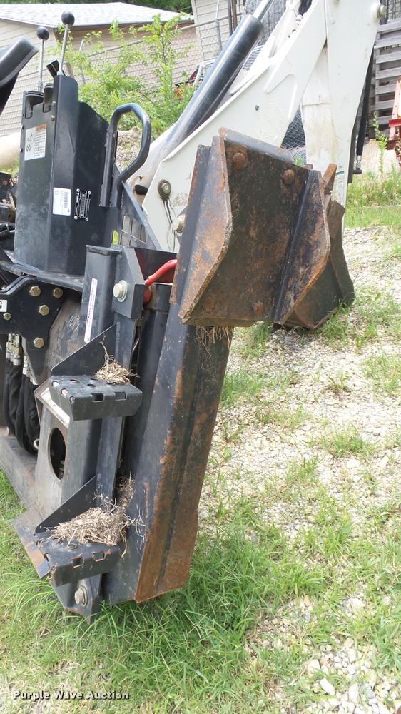 Bobcat 8811 backhoe attachment in Benton, KS Item DR9687 sold