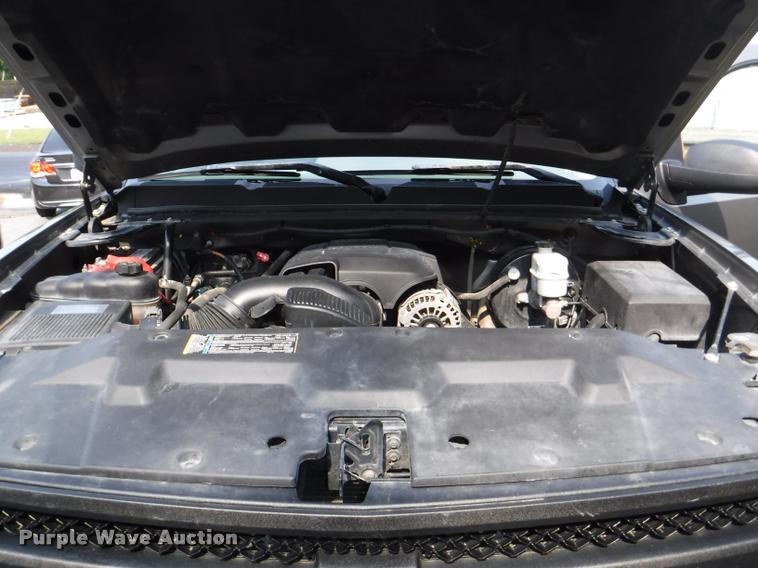 image for item J5683 2009 Chevrolet Silverado 1500 Ext. Cab pickup truck