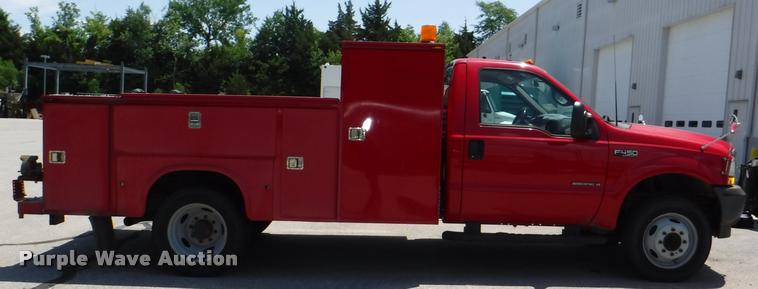 image for item J5684 2002 Ford F450 Super Duty XL service truck