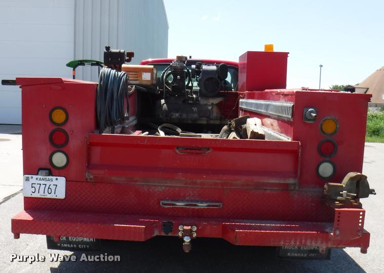 image for item J5684 2002 Ford F450 Super Duty XL service truck