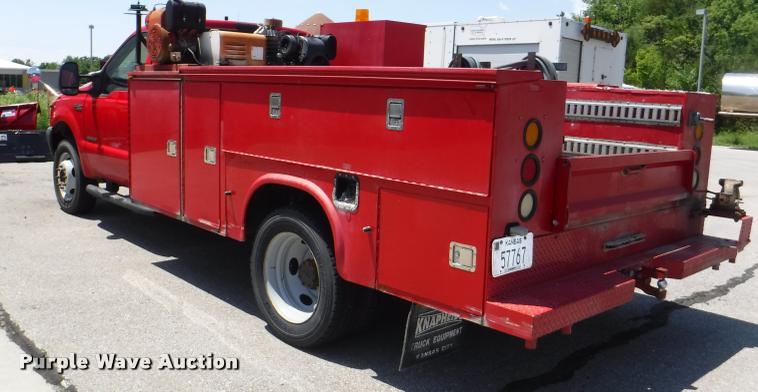 image for item J5684 2002 Ford F450 Super Duty XL service truck