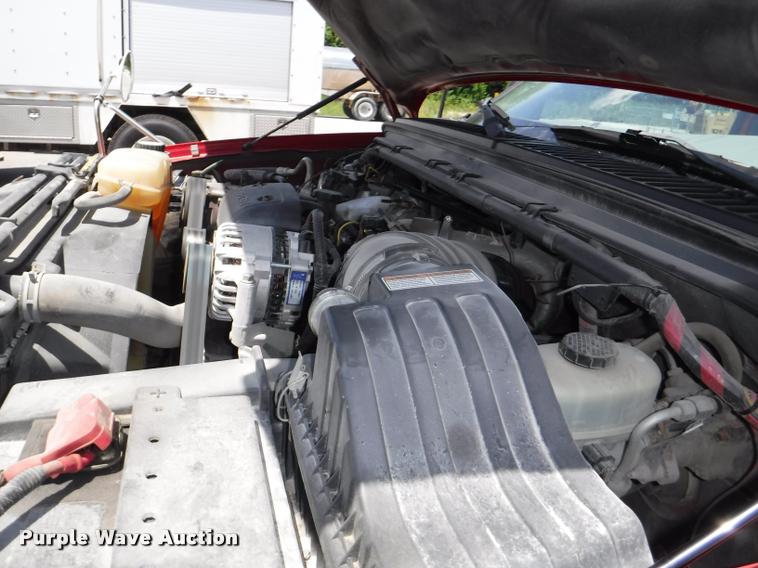 image for item J5684 2002 Ford F450 Super Duty XL service truck