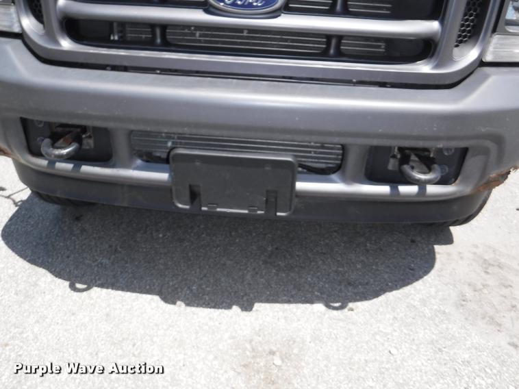 image for item J5684 2002 Ford F450 Super Duty XL service truck