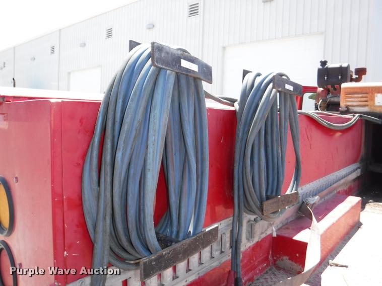 image for item J5684 2002 Ford F450 Super Duty XL service truck