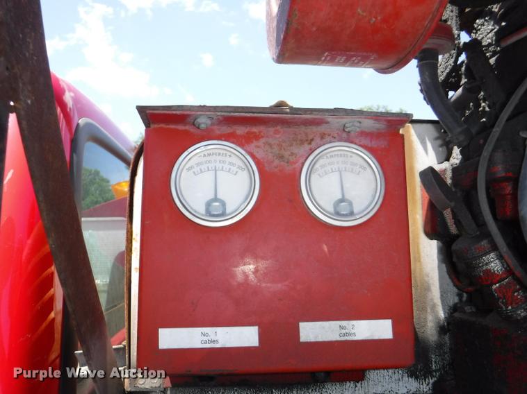 image for item J5684 2002 Ford F450 Super Duty XL service truck