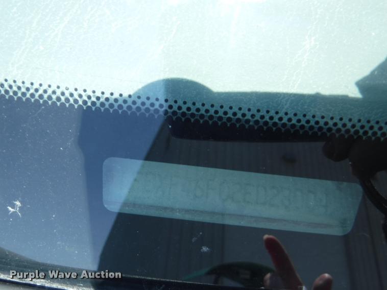 image for item J5684 2002 Ford F450 Super Duty XL service truck