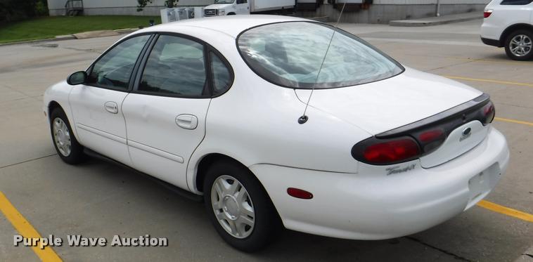 image for item J5685 1999 Ford Taurus LX