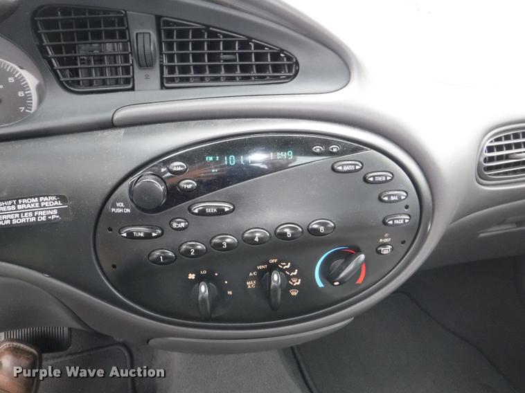 image for item J5685 1999 Ford Taurus LX