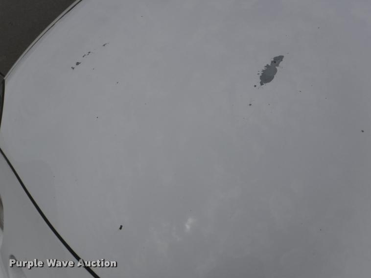 image for item J5685 1999 Ford Taurus LX